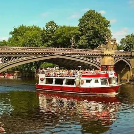 Family Honeybeelodge Hot Tub And Wood Burner Nyaraló