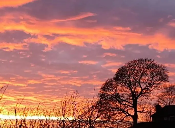 Holiday home Family Honeybeelodge Hot Tub And Wood Burner *