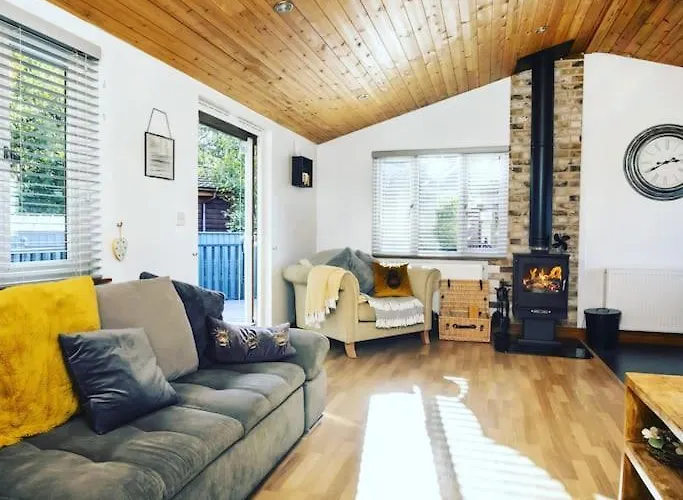 Family Honeybeelodge Hot Tub And Wood Burner * York