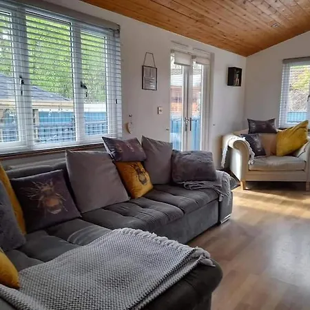 Family Honeybeelodge Hot Tub And Wood Burner * York